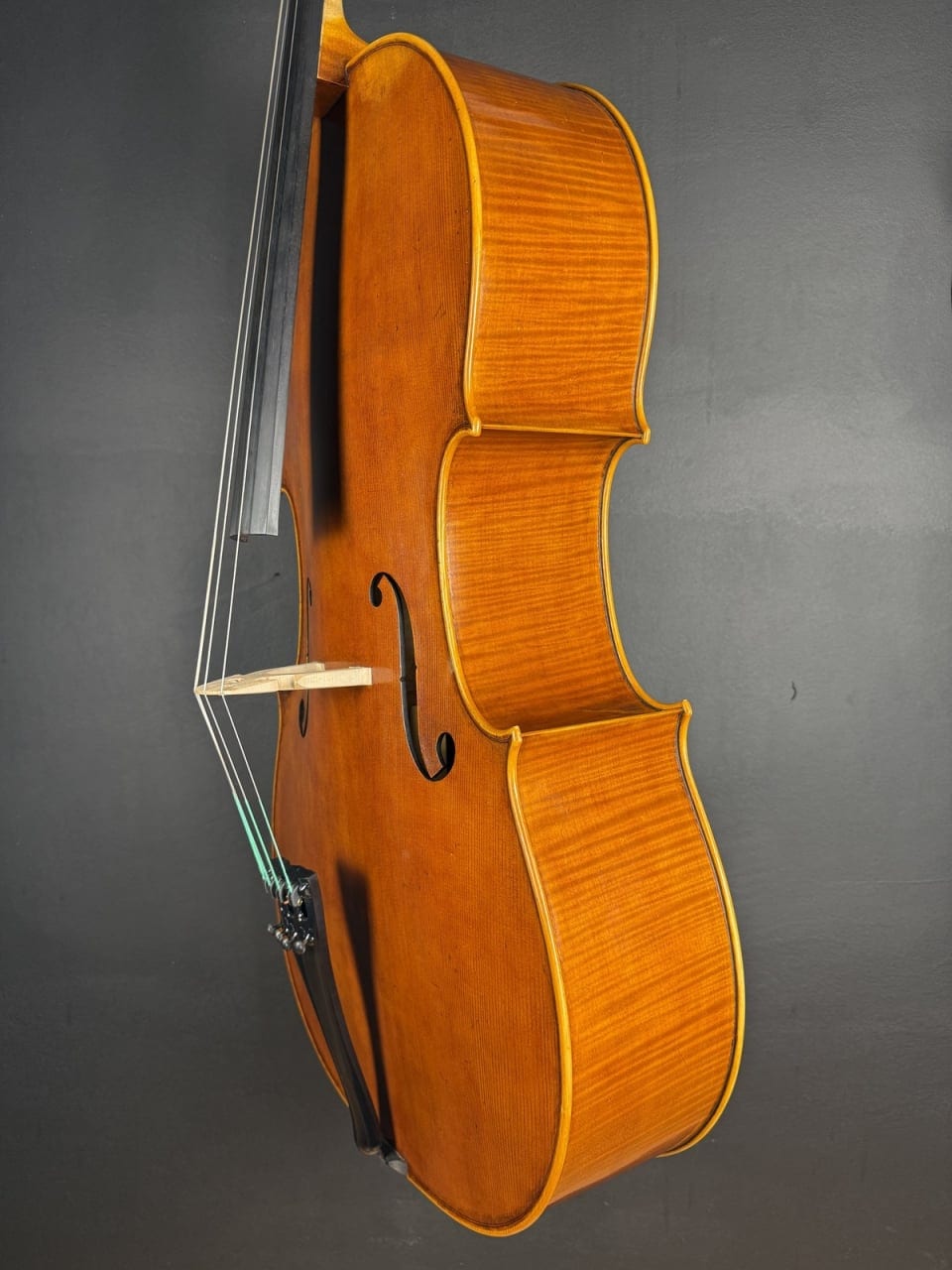 Master cello No. 68 — Stradivari model (small) — photo 2